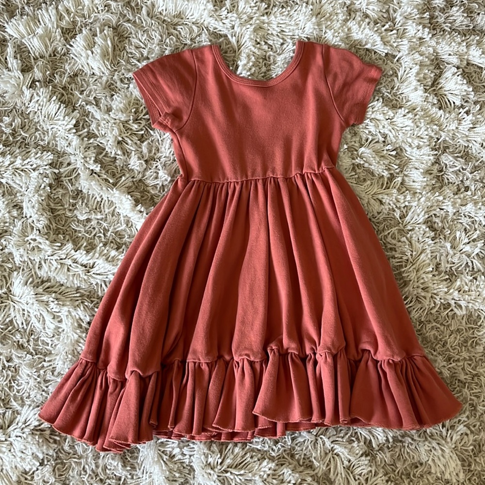 Girls dress